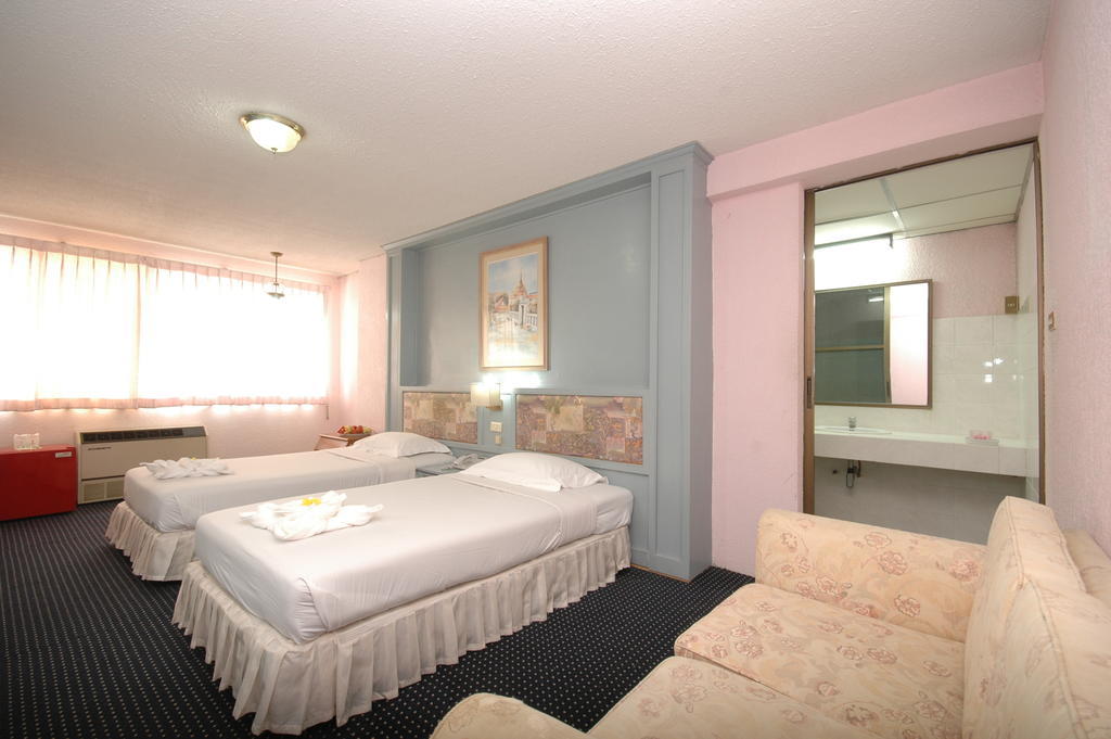 Lopburi Inn Hotel Δωμάτιο φωτογραφία