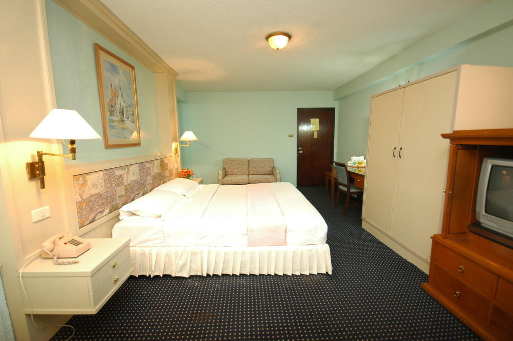 Lopburi Inn Hotel Δωμάτιο φωτογραφία